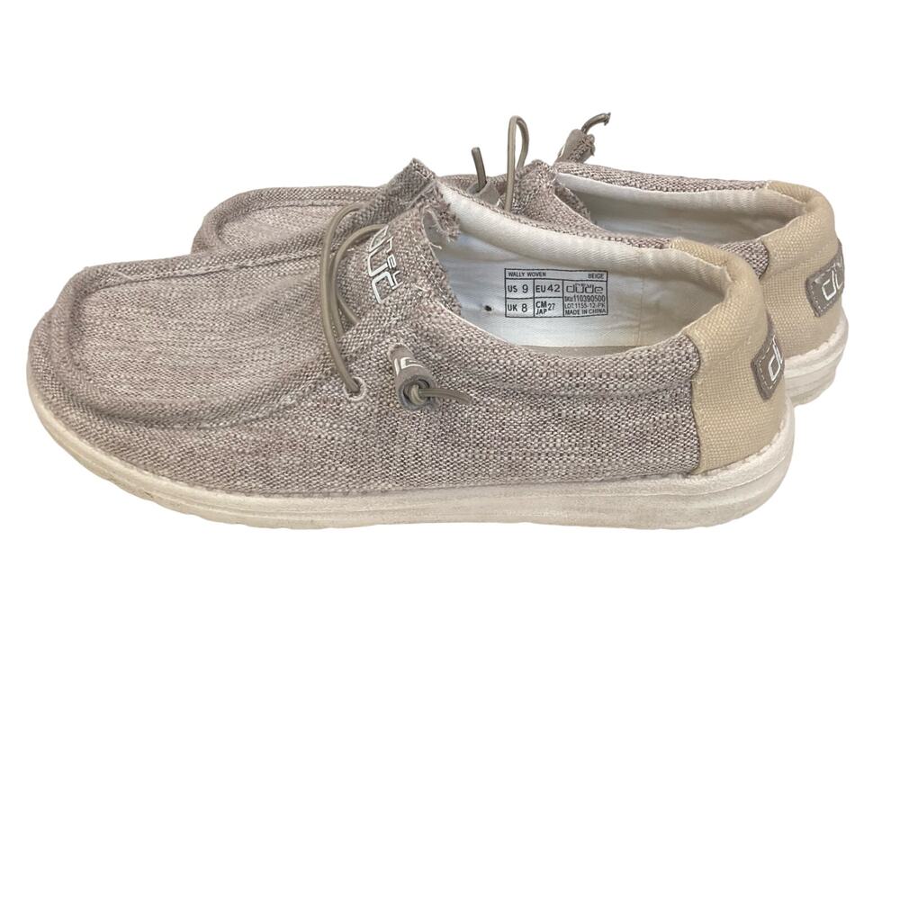 Hey Dude Shoes Tan Wally Woven‎ Size 9